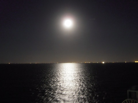Norwegian Epic: a romantic moonlit evening on a Caribbean cruise